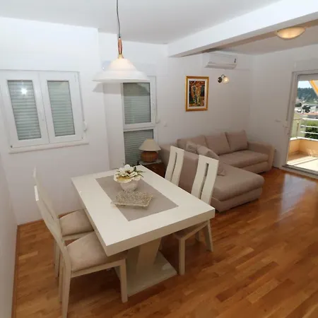 Apartament Modern
